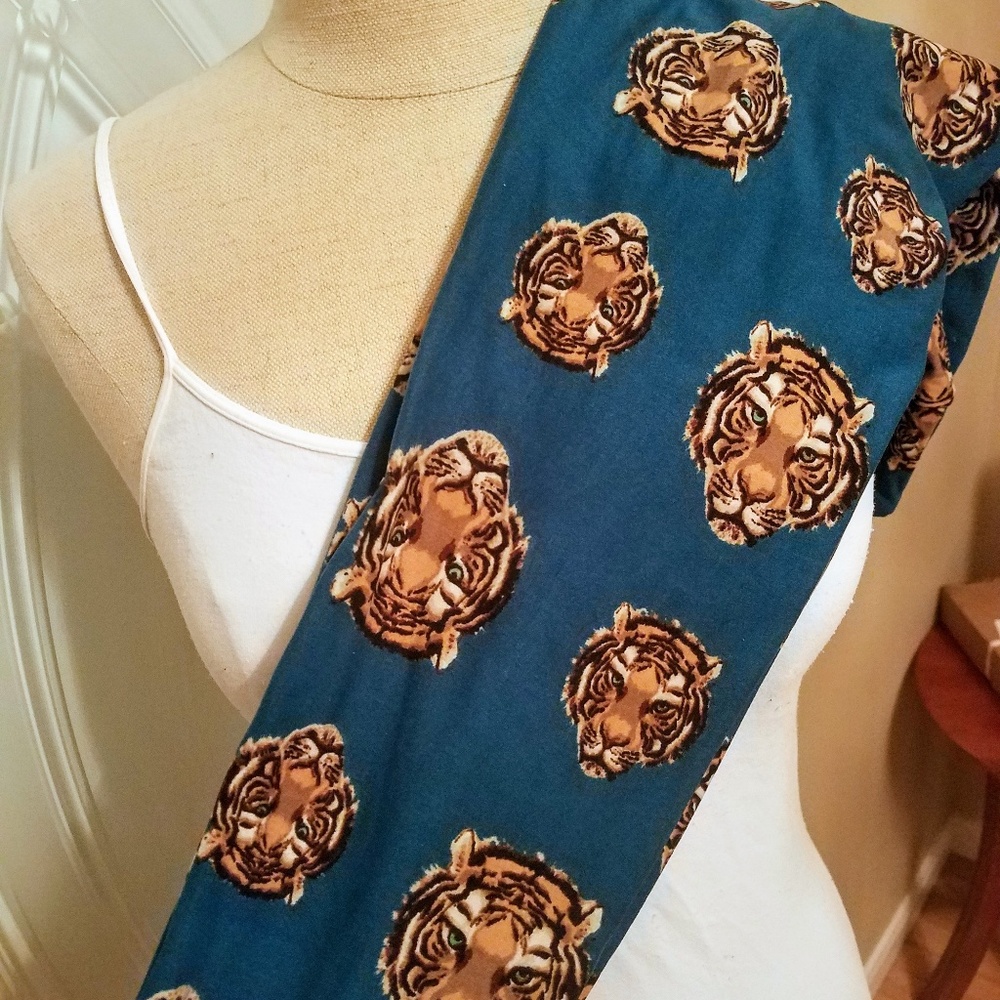 LuLaRoe Tiger Leggings Size OS **Unicorn